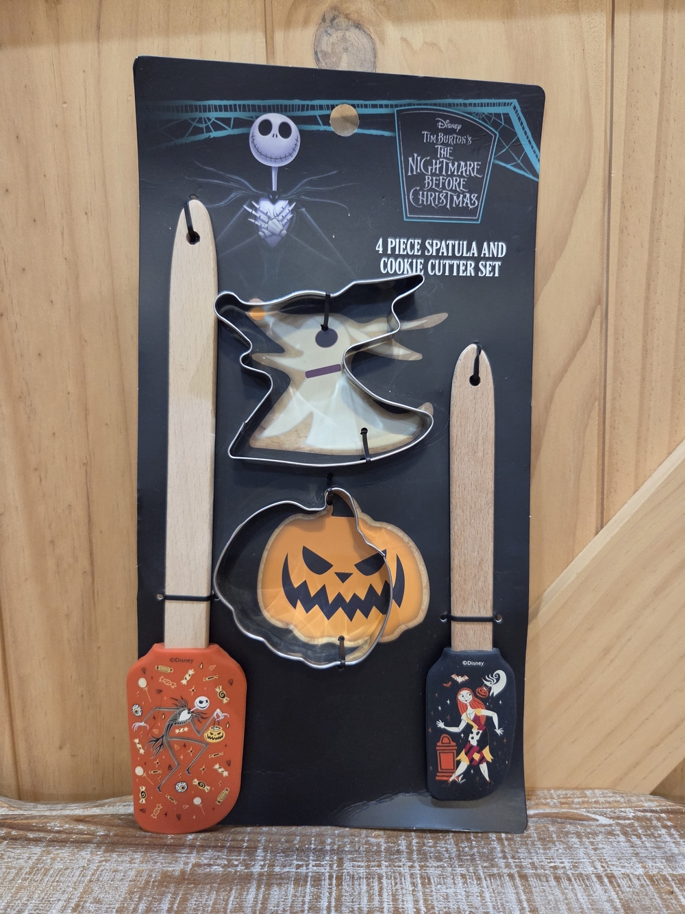 Disney The Nightmare Before Christmas 4 Piece Spatula & Cookie Cutter Set